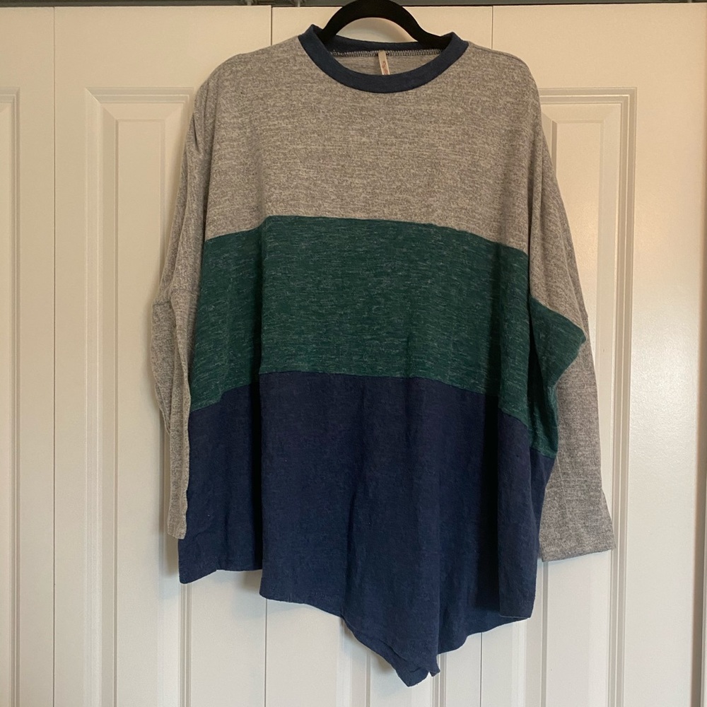 Boutique  striped sweater